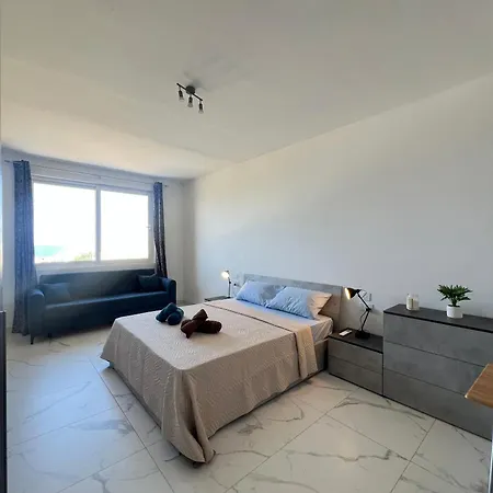 Dylan Deluxe Homes - Bahar *