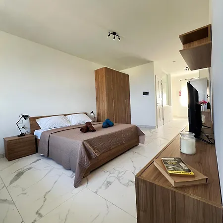Апартаменты Dylan Deluxe Homes - Bahar