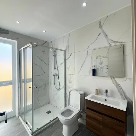 Dylan Deluxe Homes - Bahar *