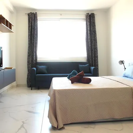 Dylan Deluxe Homes - Bahar Апартаменты